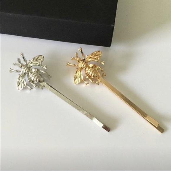 🐝 *Back In Stock*Bumblebee Hair Pin Set - Picture 3 of 5